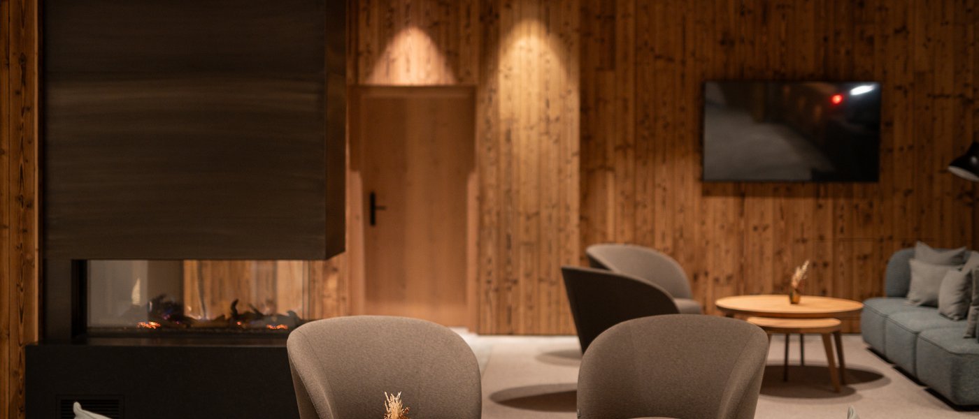 Lobby mit Kamin Lobby mit Kamin