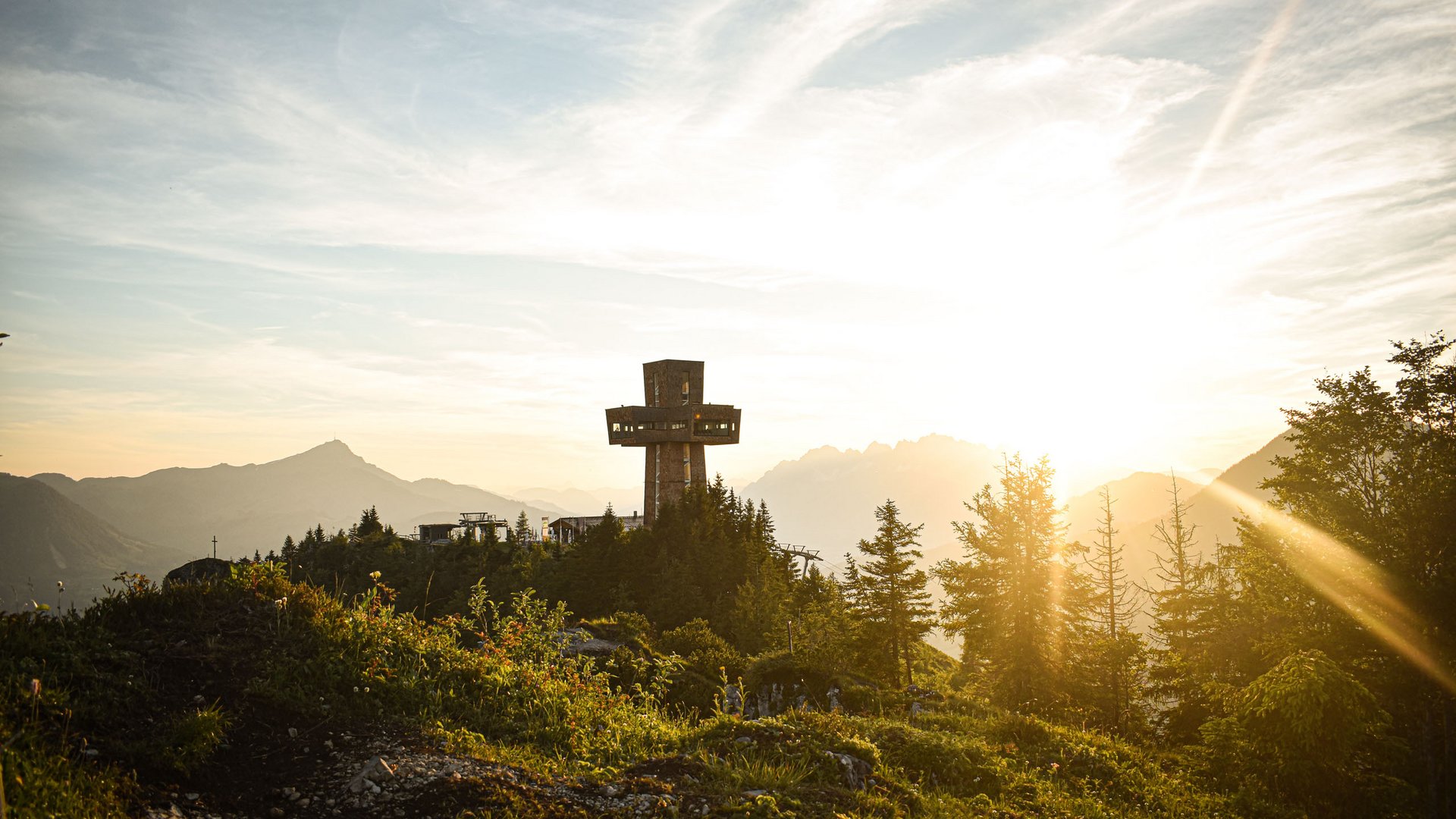 Jakobskreuz bei Sonnenaufgang Jakobskreuz bei Sonnenaufgang